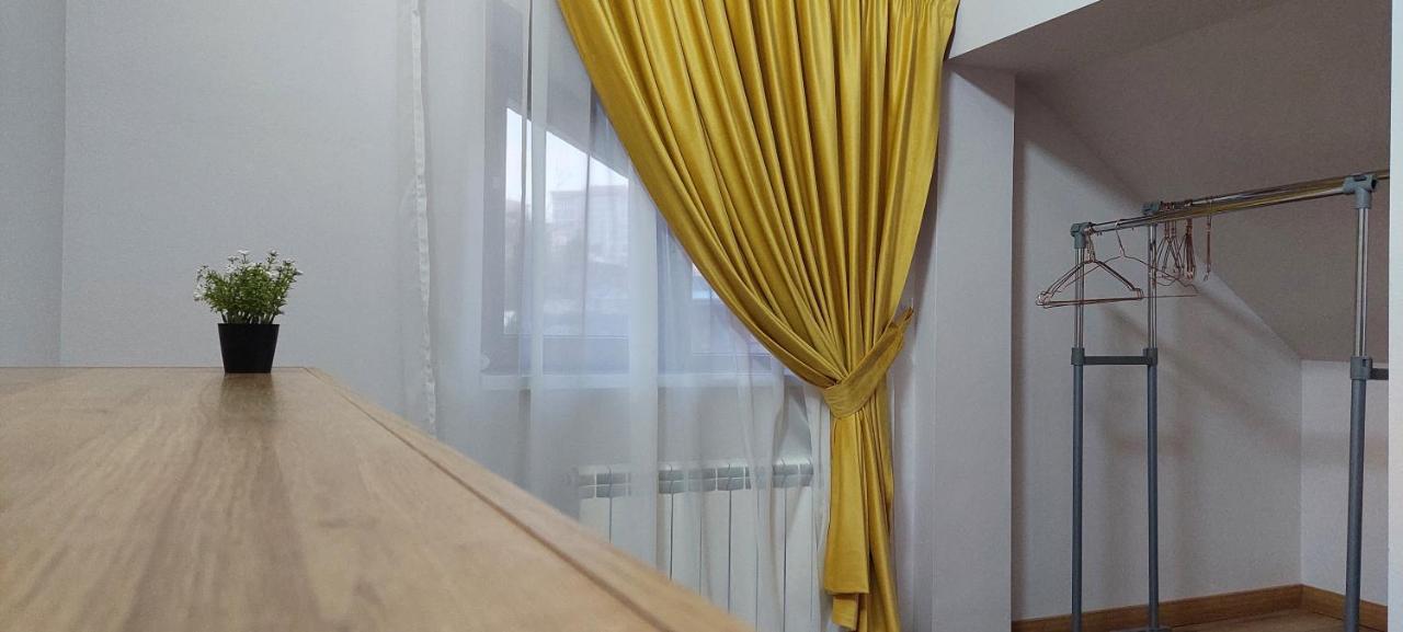 Central Palace Iasi Apart Екстер'єр фото